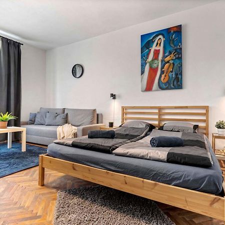 Cosy Studio 10 min Center Bratislava Exterior foto